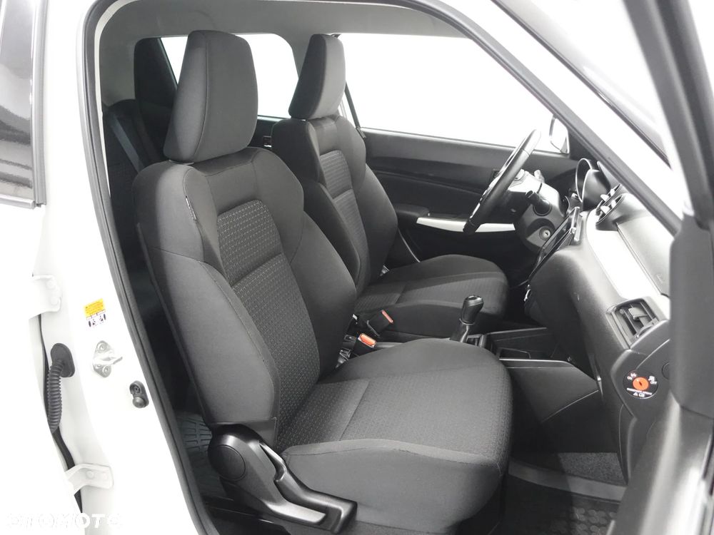 Suzuki Swift 1.2 Dualjet Allgrip Comfort - 27