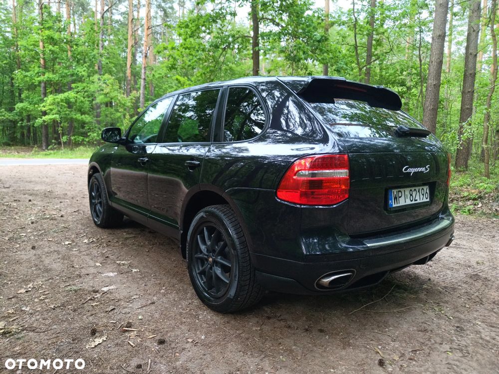 Porsche Cayenne - 9