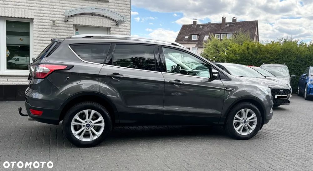Ford Kuga 2.0 TDCi 4x2 Titanium - 16