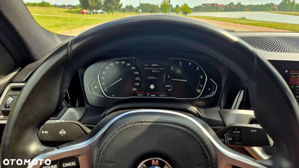 BMW Seria 3 318i - 12