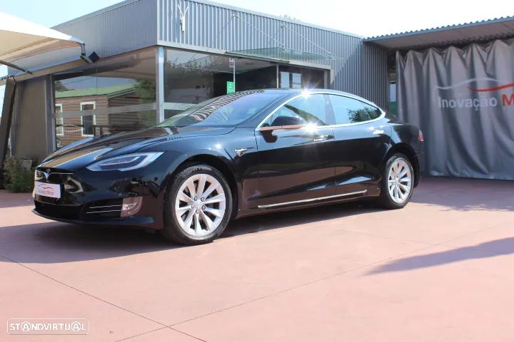 Tesla Model S 100D - 11