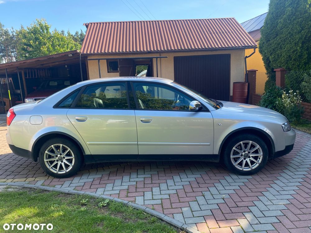 Audi A4 Limousine 2 - 4