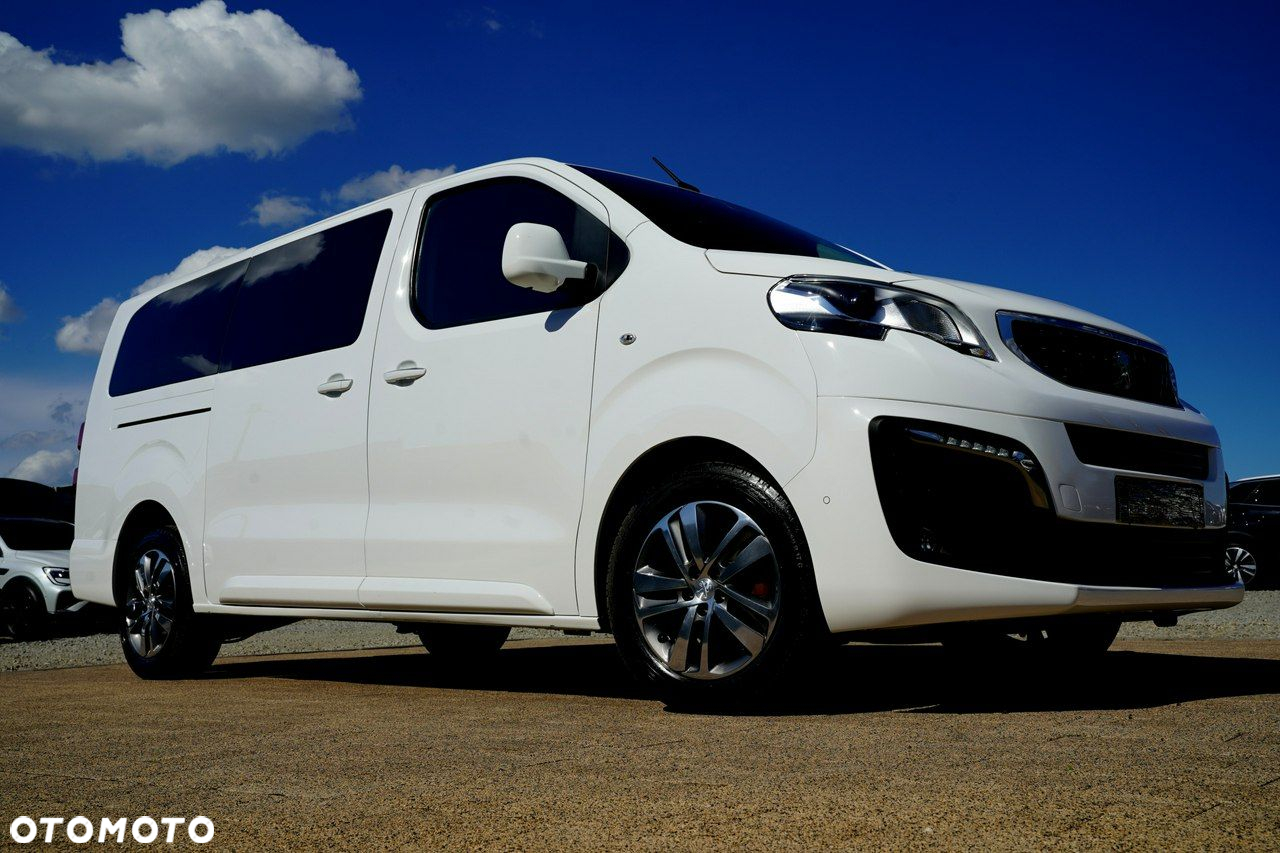 Peugeot Traveller - 6