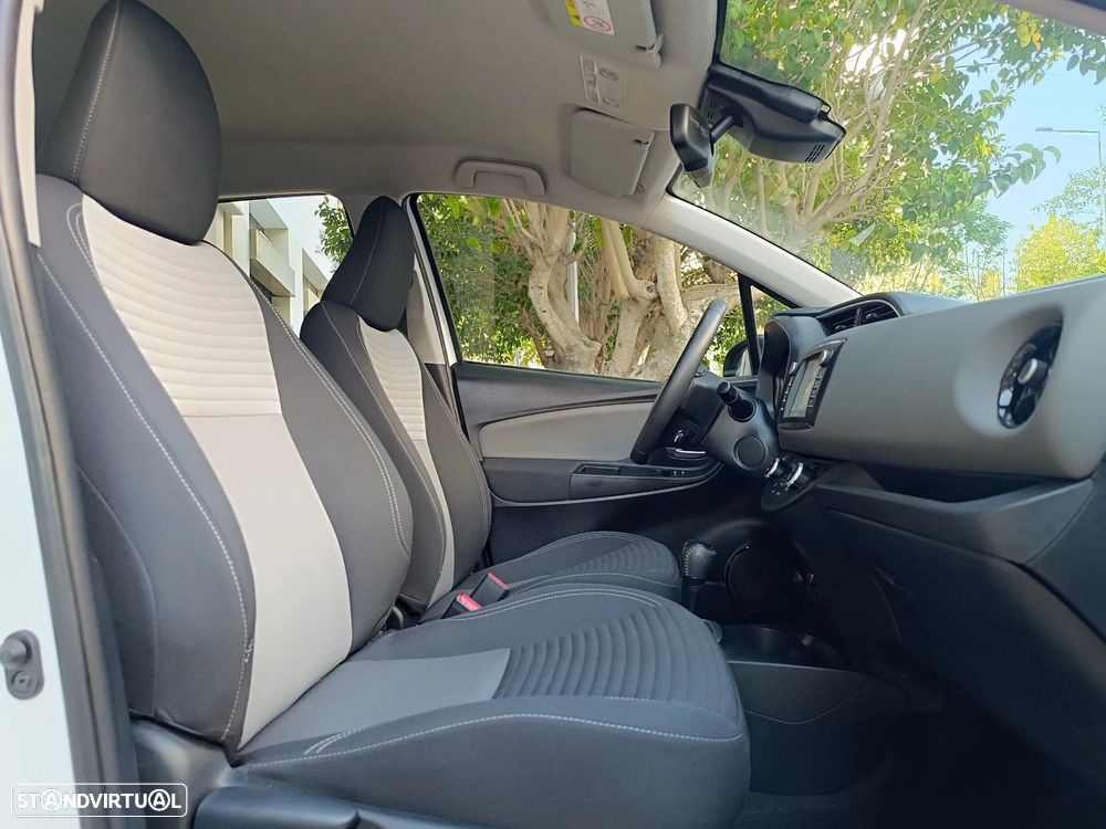 Toyota Yaris 1.5 HDF Comfort - 20