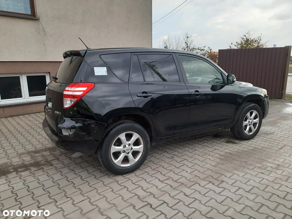 Toyota RAV4 2.2 D-4D 4x2 - 8