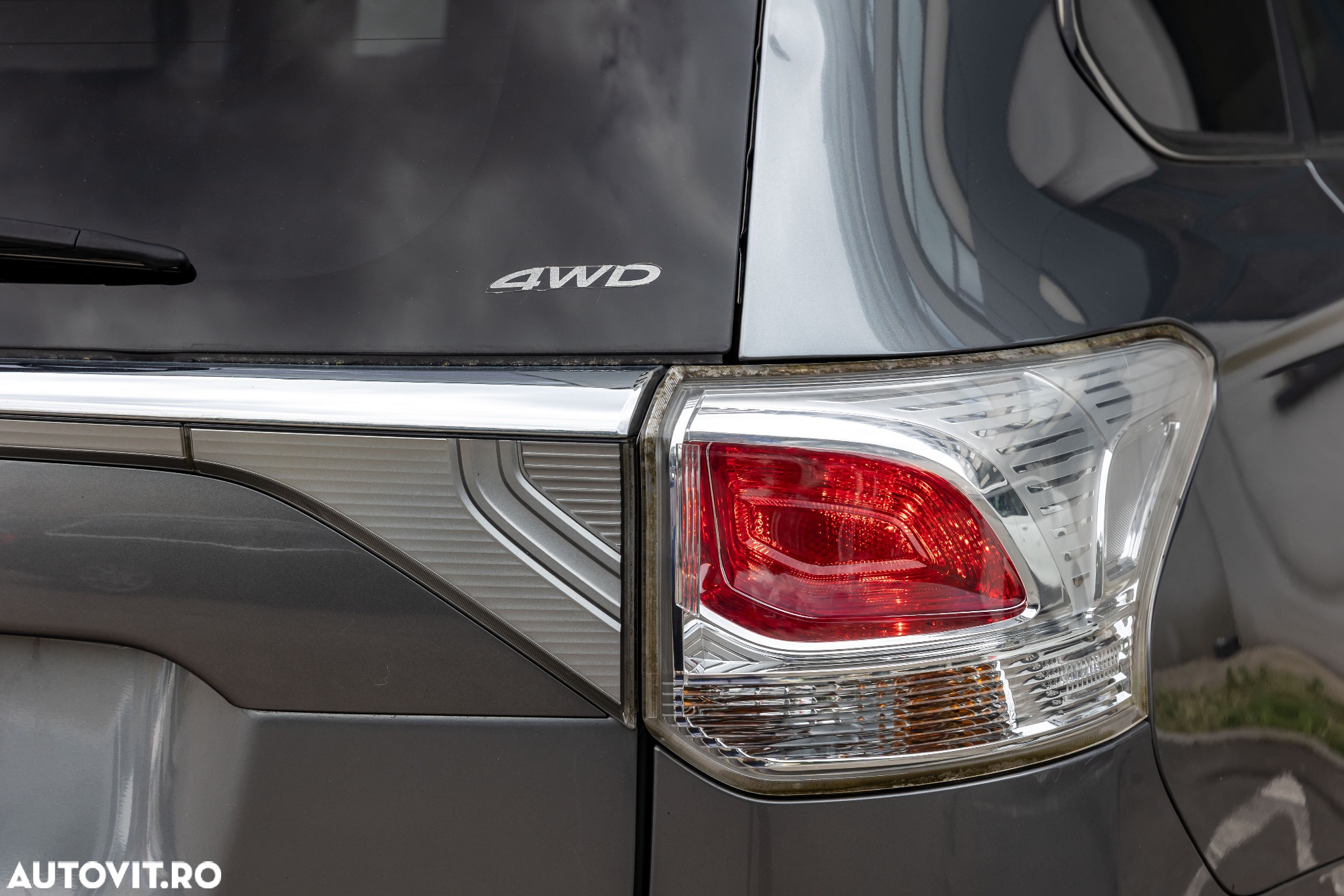 Mitsubishi Outlander 2.2 Litre 4WD DI-D Intense - 16