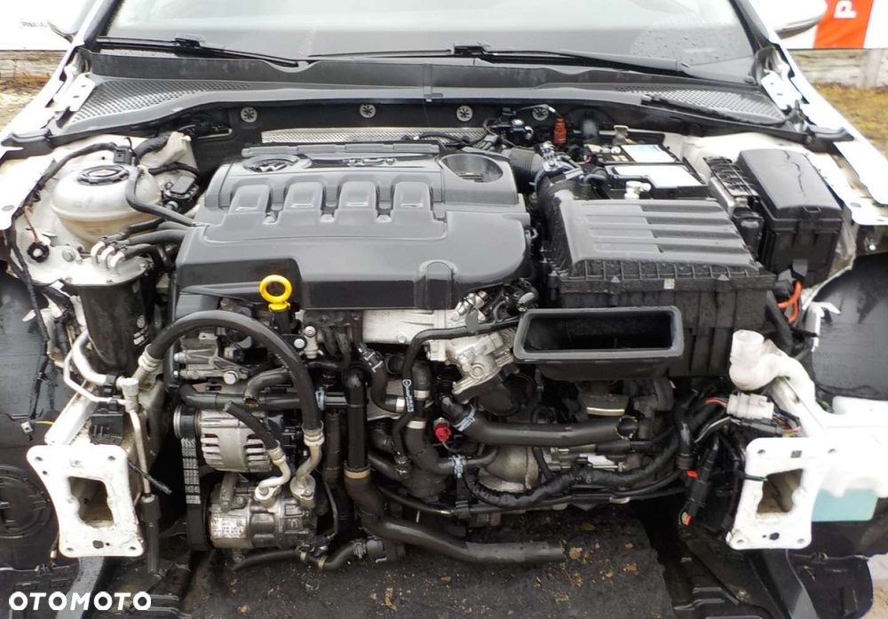 Volkswagen Golf - 5
