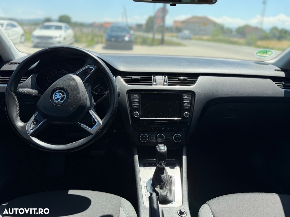 Skoda Octavia 2.0 TDI DSG Drive - 4