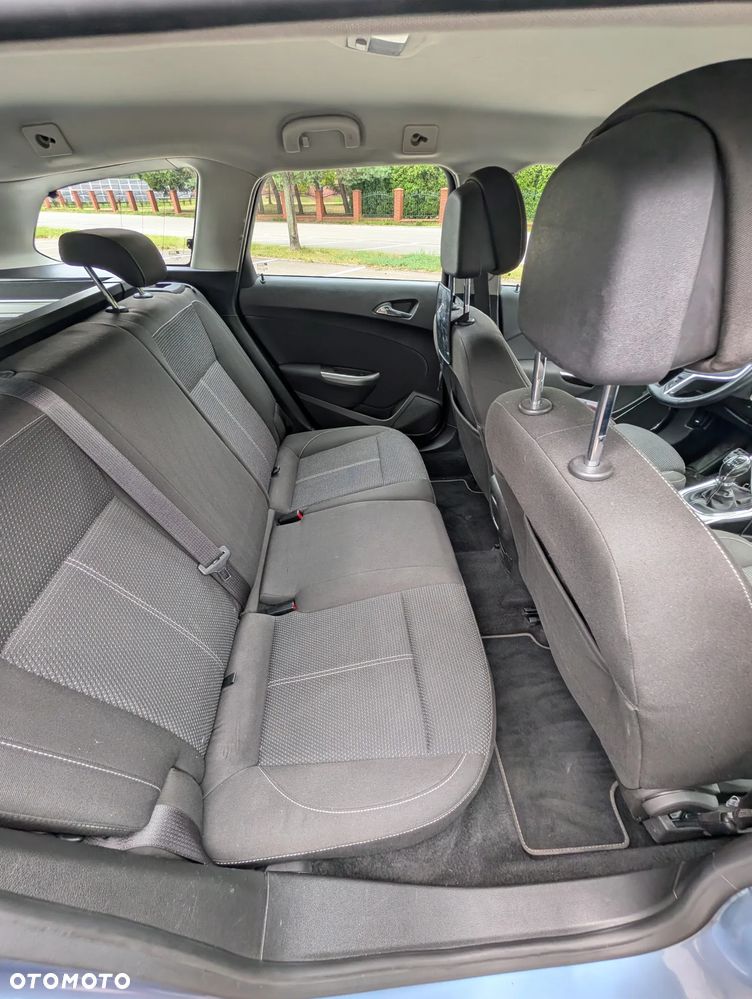 Opel Astra 1.4 Turbo - 8