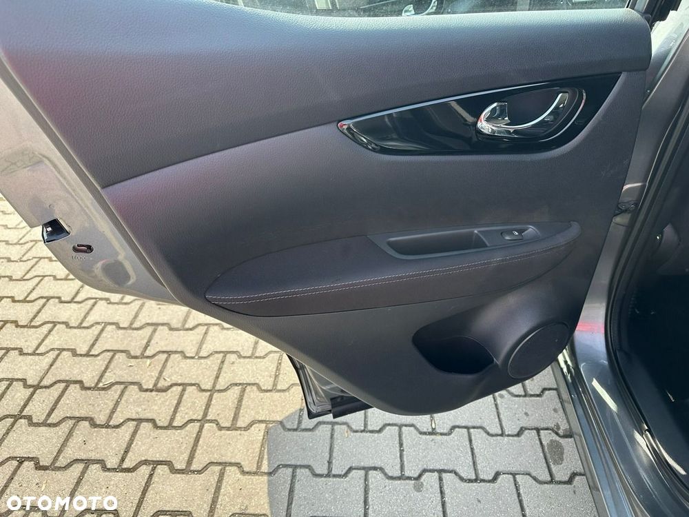 Nissan Qashqai - 10