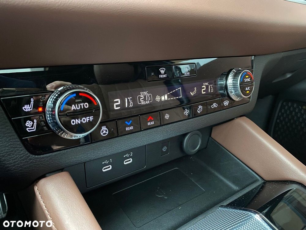 Mitsubishi Outlander - 15