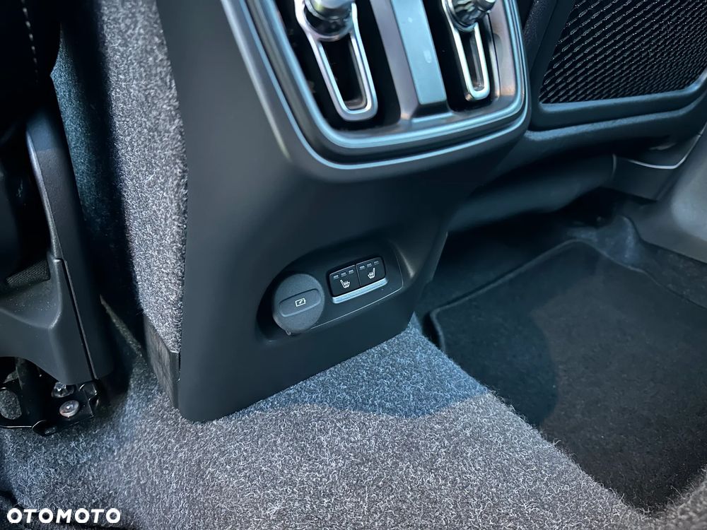 Volvo XC 40 D4 AWD Inscription - 30