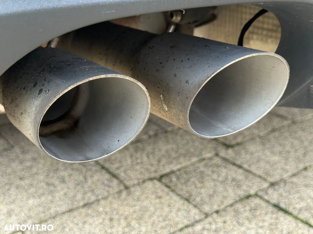 Audi A4 Avant 2.0 TDI S tronic quattro sport - 25