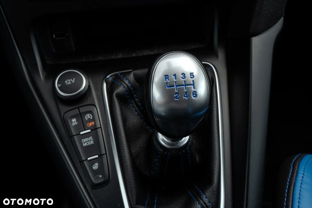Ford Focus - 24