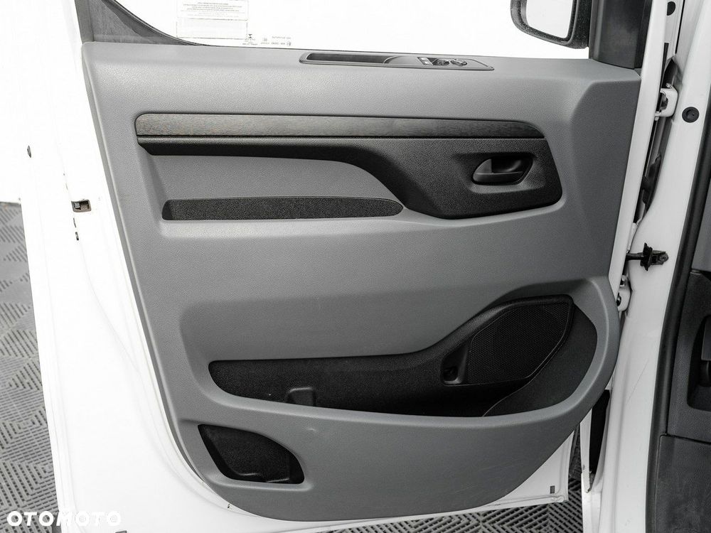 Toyota ProAce Kombi 2.0 D-4D Long 2,8t - 12