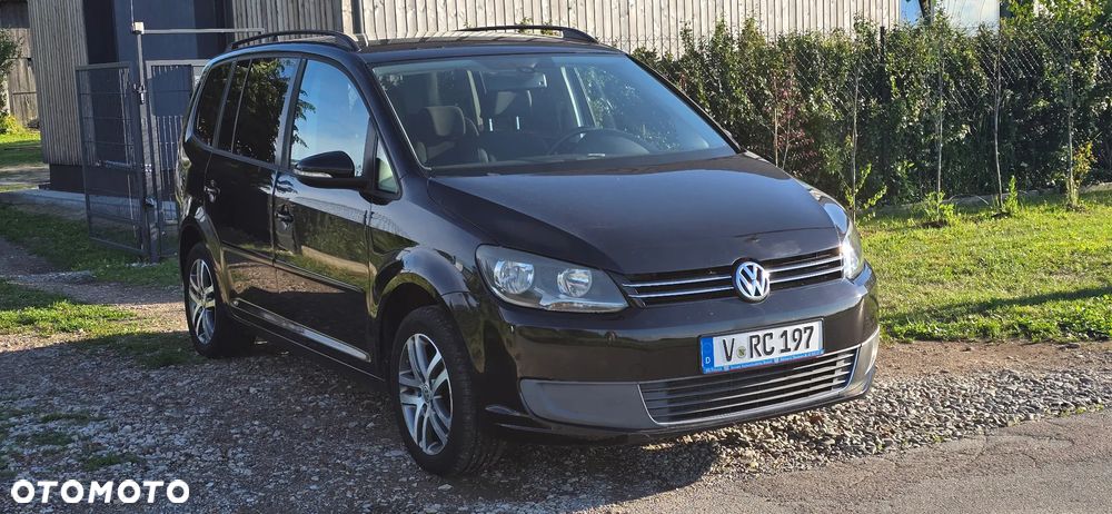 Volkswagen Touran - 8