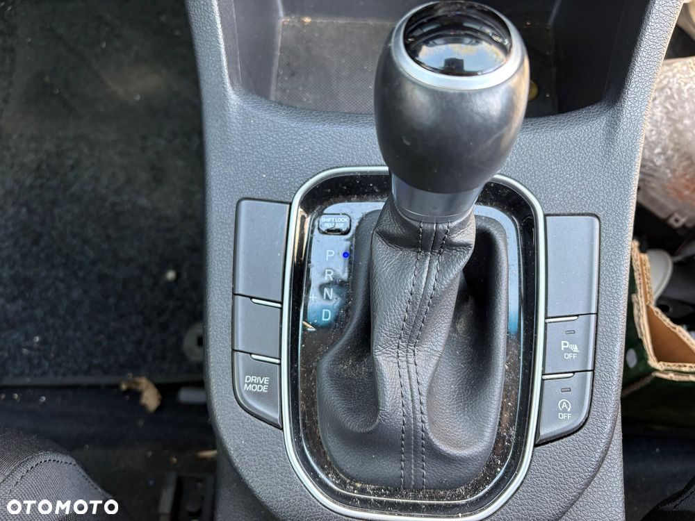 Hyundai i30 1.6 CRDI DCT Premium - 14