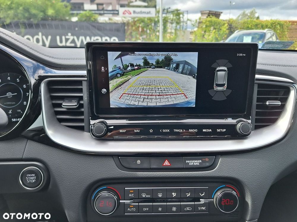 Kia Ceed - 22