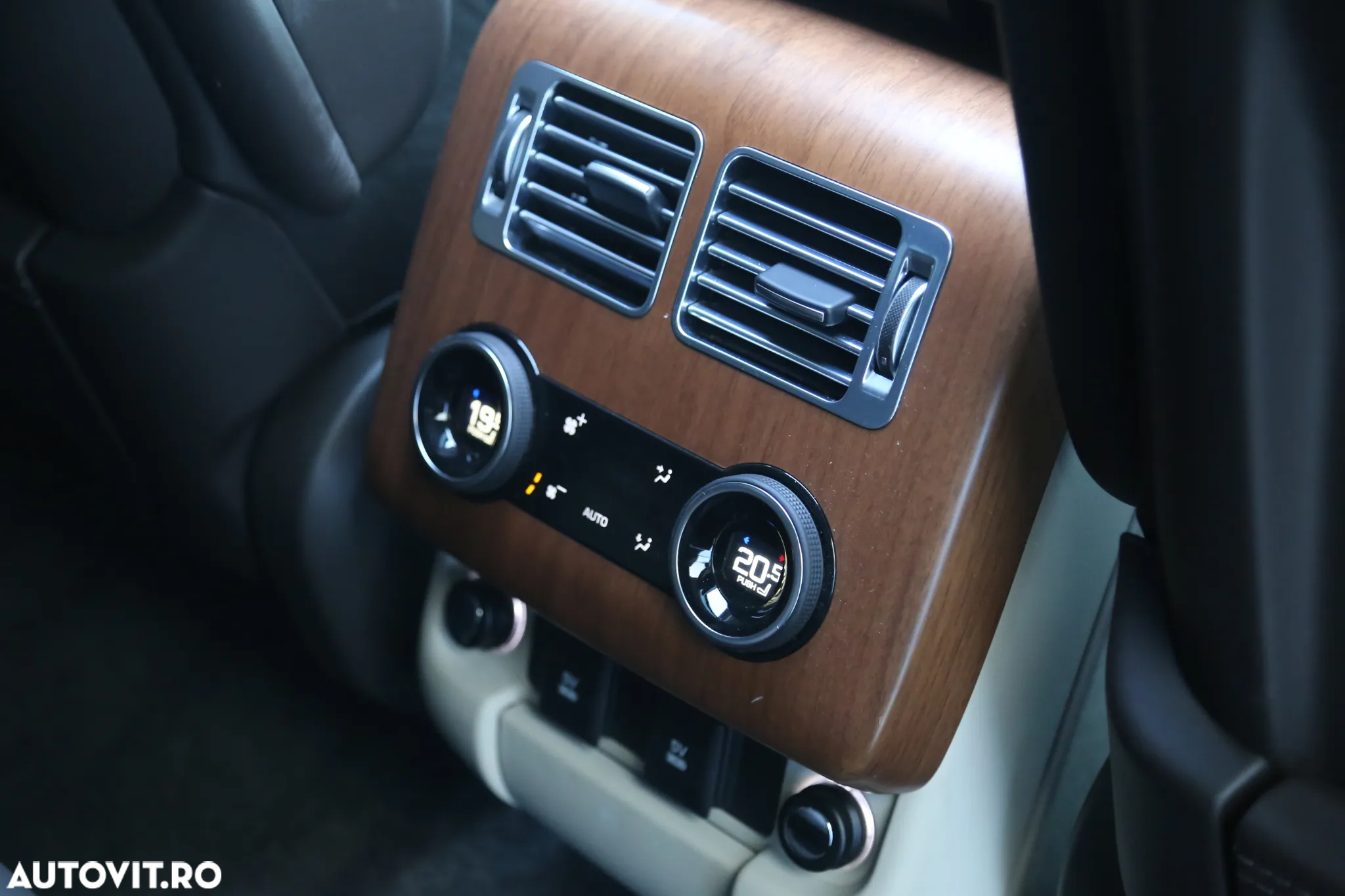Land Rover Range Rover 2.0 l4 PHEV Autobiography - 14
