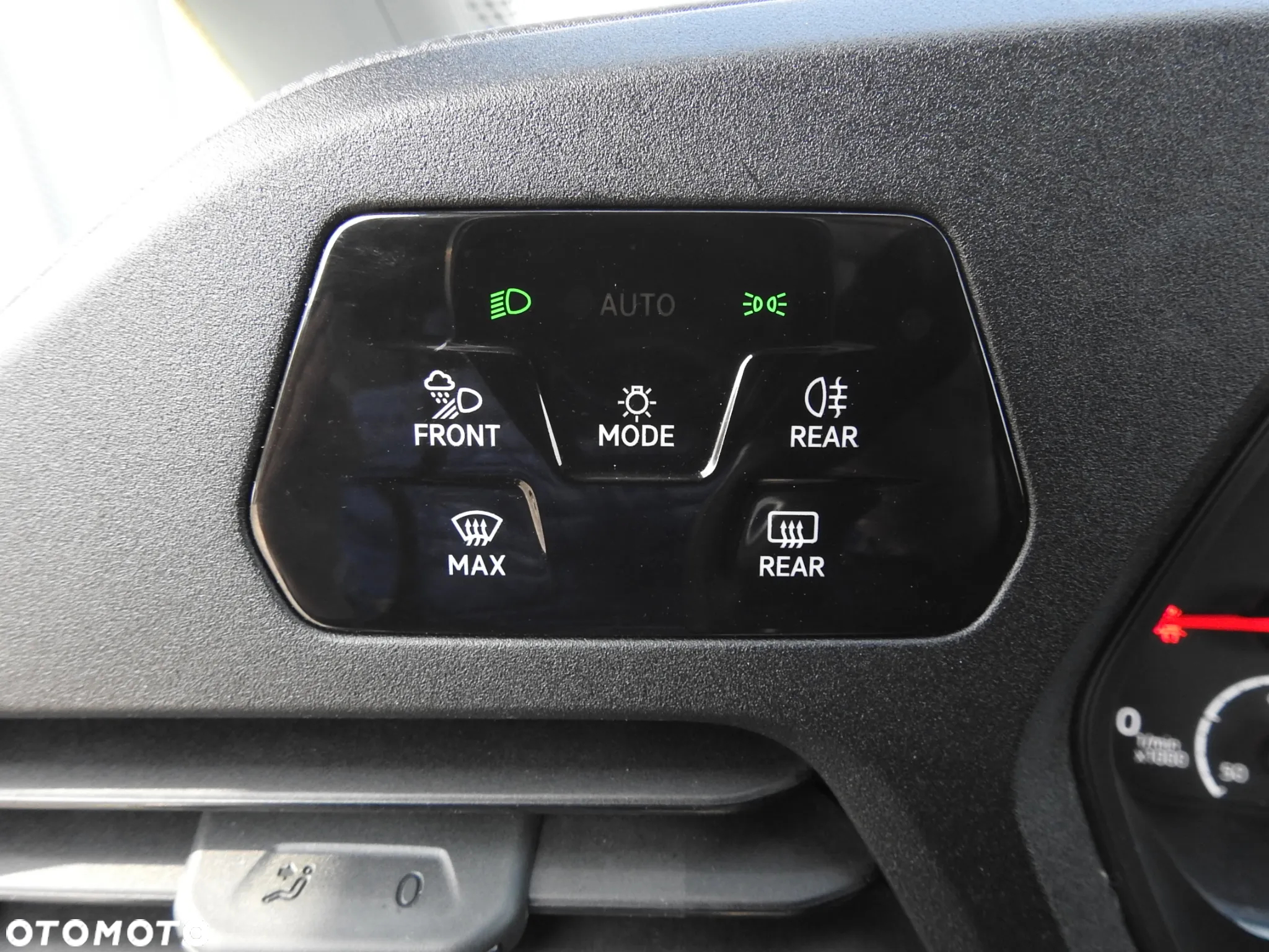 Volkswagen CADDY  FURGON CHŁODNIA -20*C FUNKCJA GRZANIA ZASILANIE 230V TEMPOMAT LEDY KLIMATYZACJA 100KM [ 026929 ] - 32