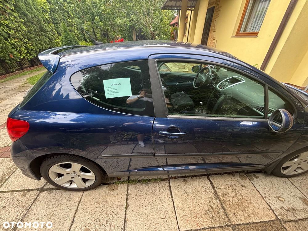 Peugeot 207 - 4