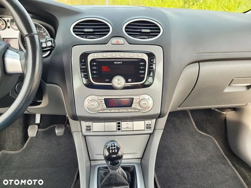 Ford Focus - 22