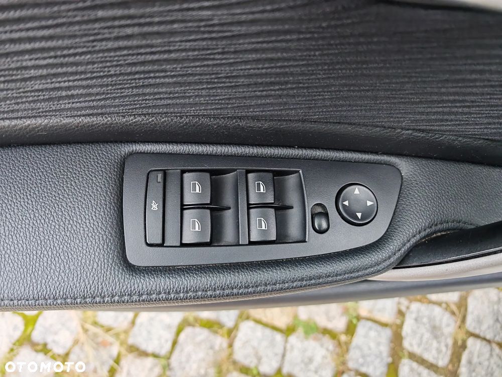 BMW Seria 1 - 20