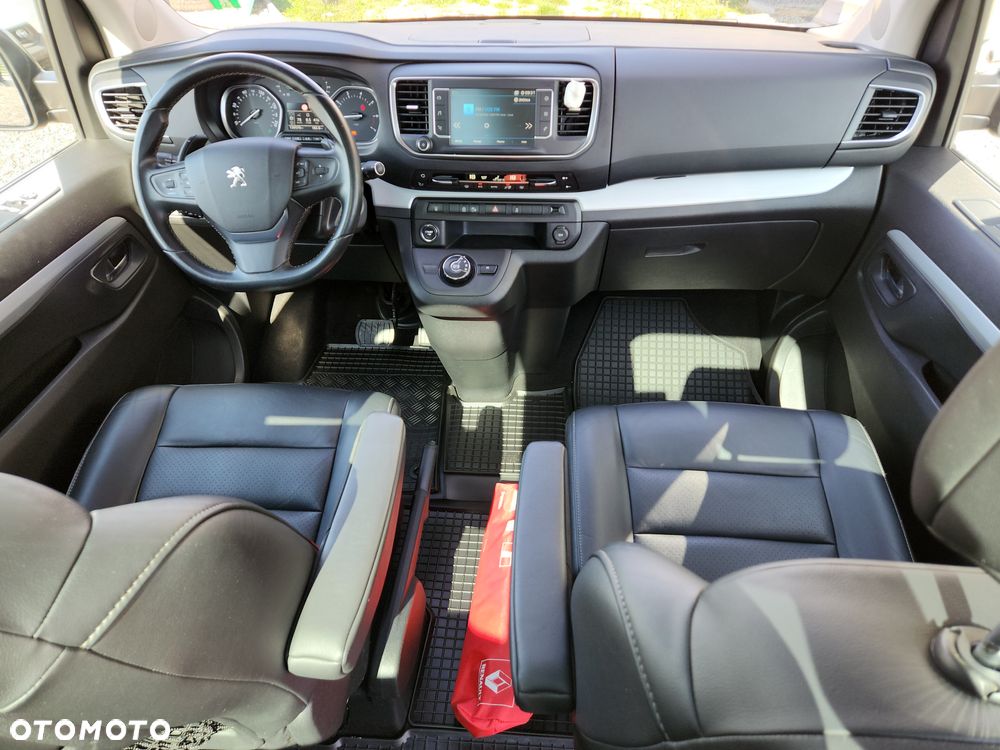 Peugeot Traveller L2 2.0 EAT8 Business - 23