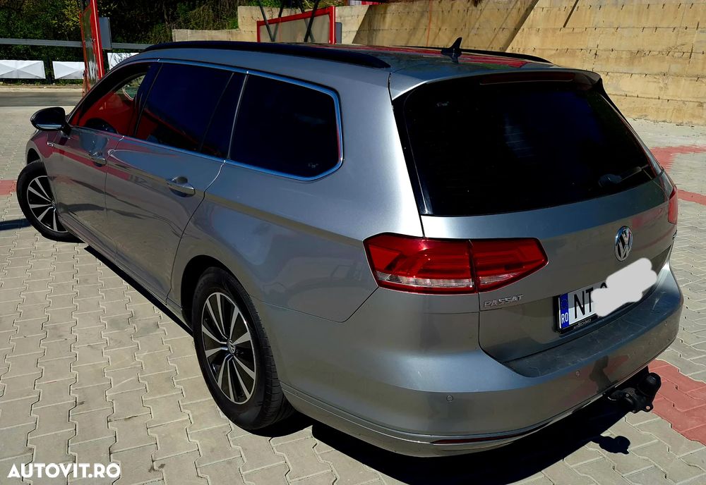 Volkswagen Passat 2.0 TDI DSG (BlueMotion Technology) Comfortline - 3