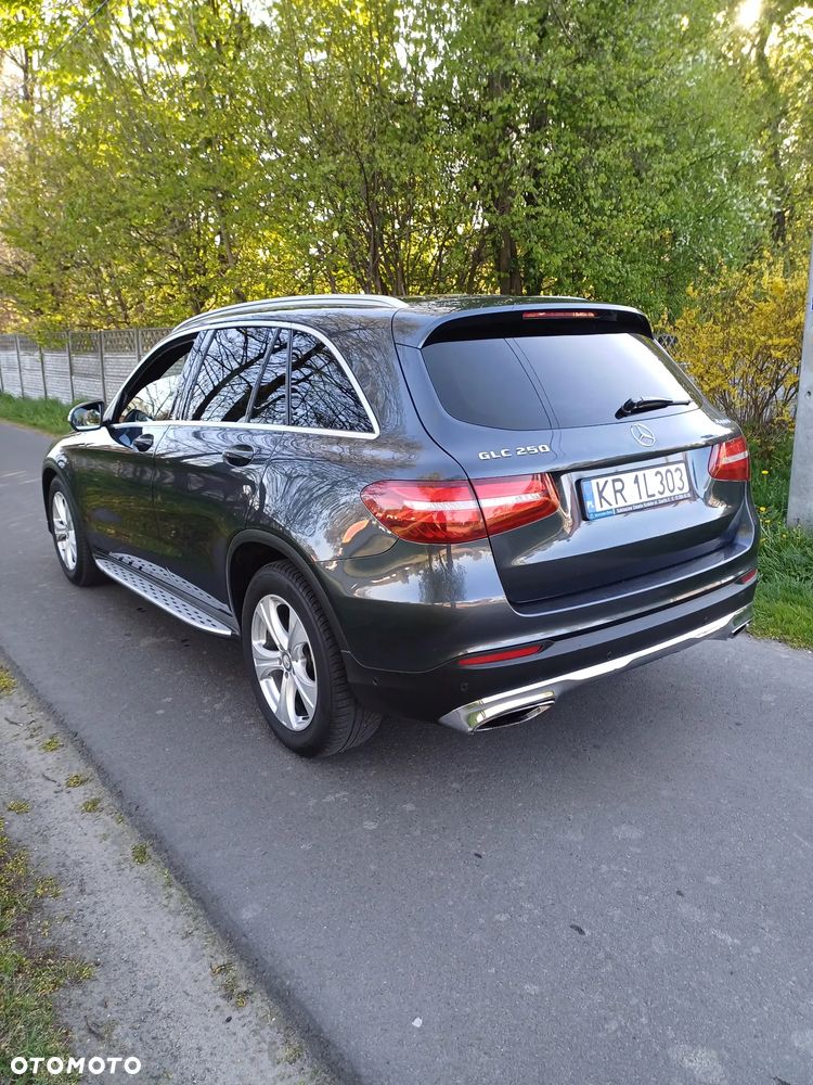 Mercedes-Benz GLC - 4
