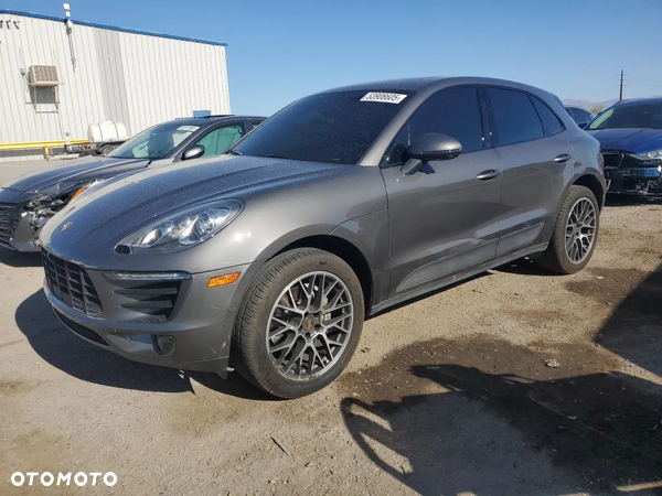 Porsche Macan S