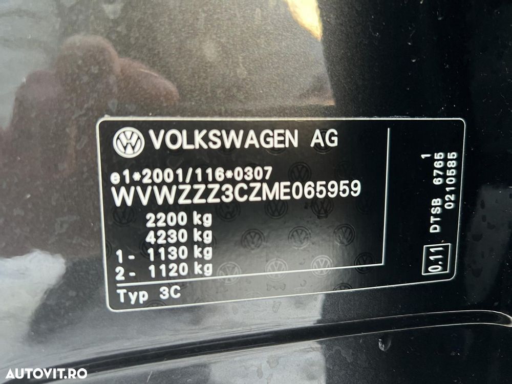 Volkswagen Passat 2.0 TDI SCR DSG Elegance - 9