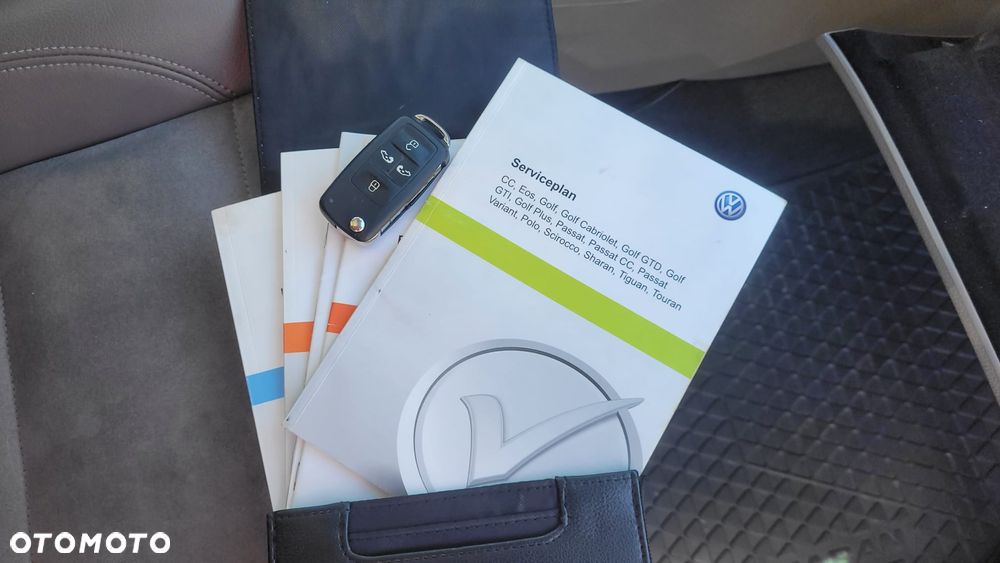 Volkswagen Sharan 2.0 TDI 4Motion BlueMotion Technology Highline - 25