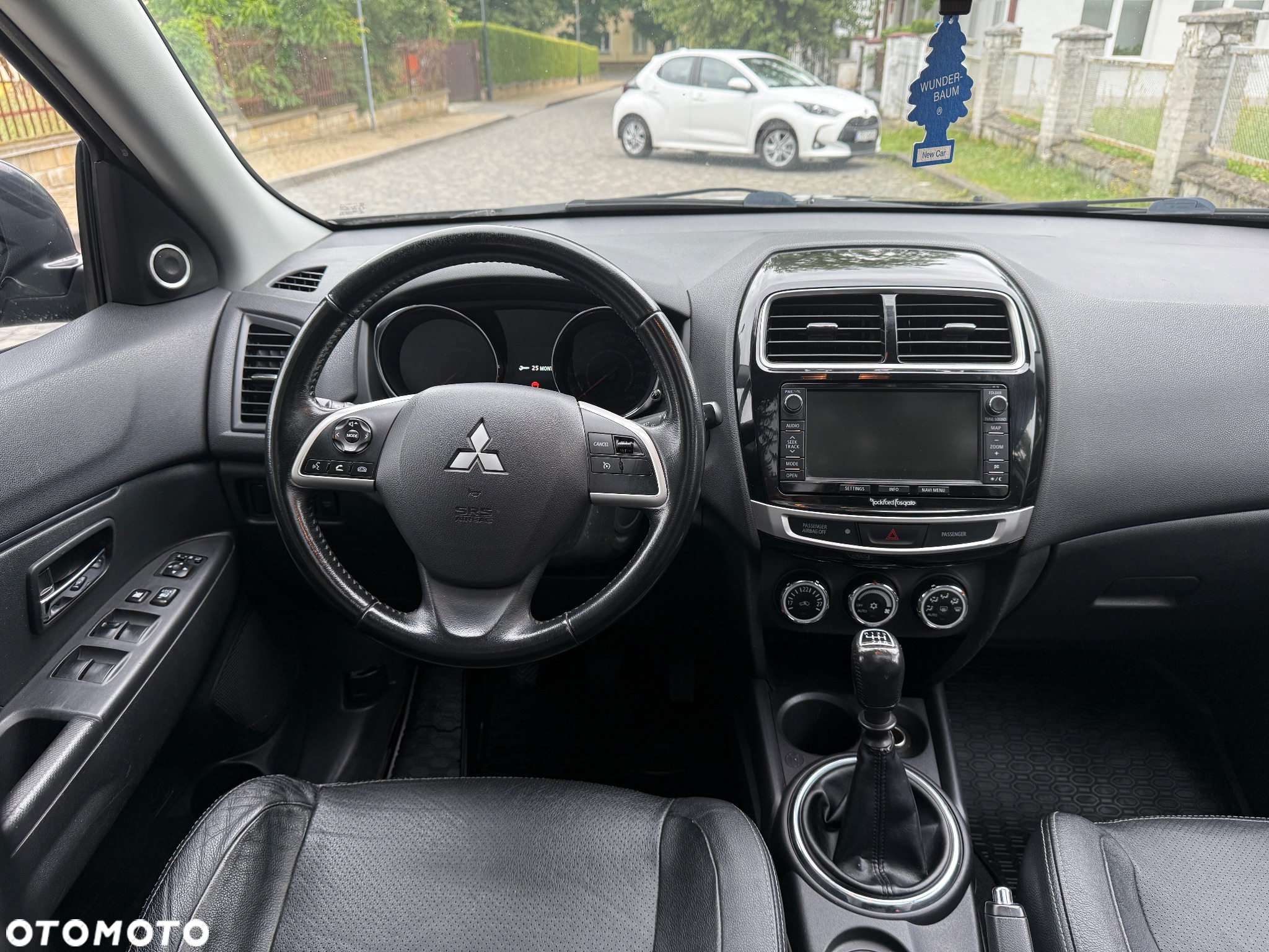Mitsubishi ASX 1.8 DID Instyle NAVI AS&G - 25