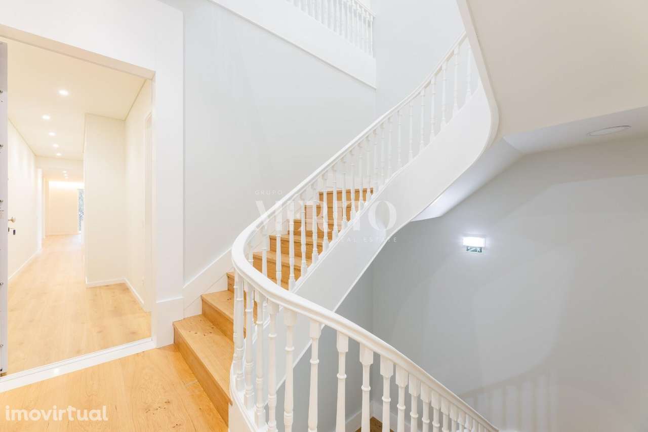 Apartamento T1+1  em prédio renovado na zona histórica de Braga - Grande imagem: 3/15