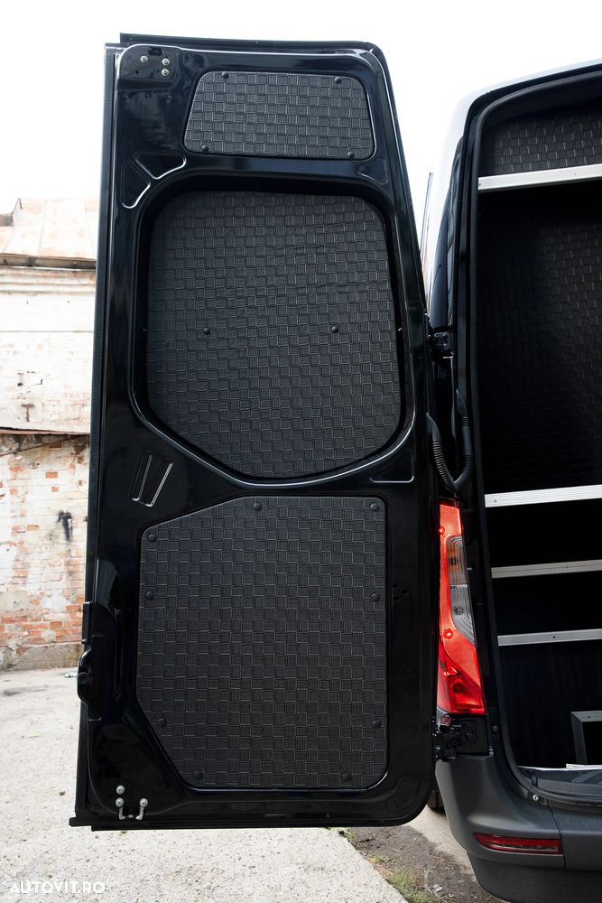 Mercedes-Benz SPRINTER - 8