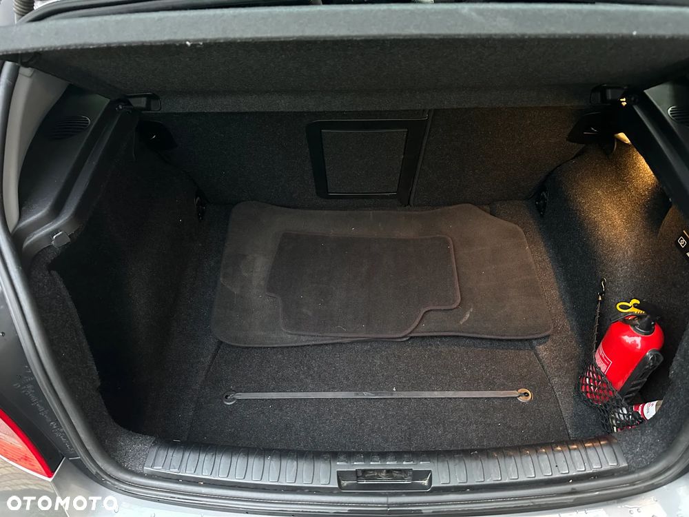 BMW Seria 1 120d DPF - 14