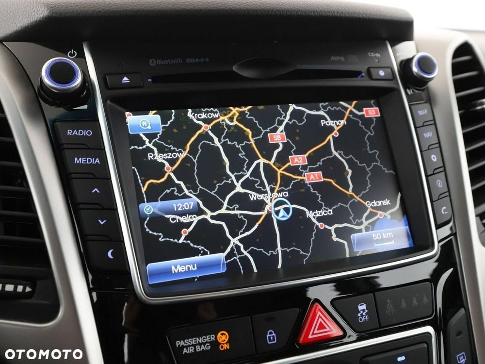 Hyundai i30 blue 1.6 CRDi Trend - 26