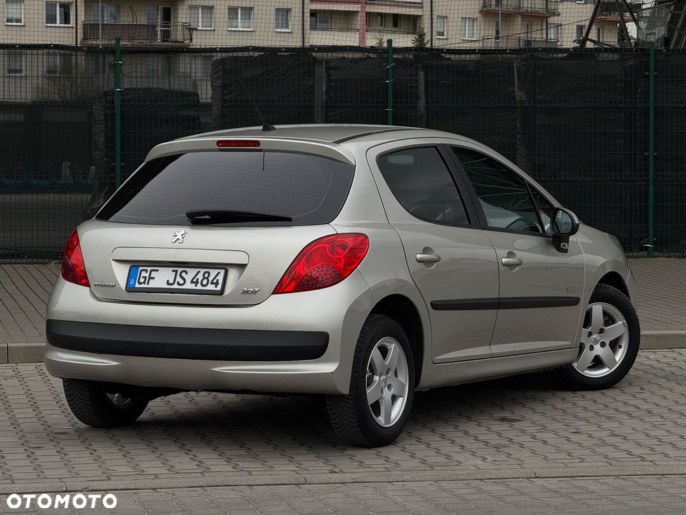 Peugeot 207 95 VTi Premium - 20