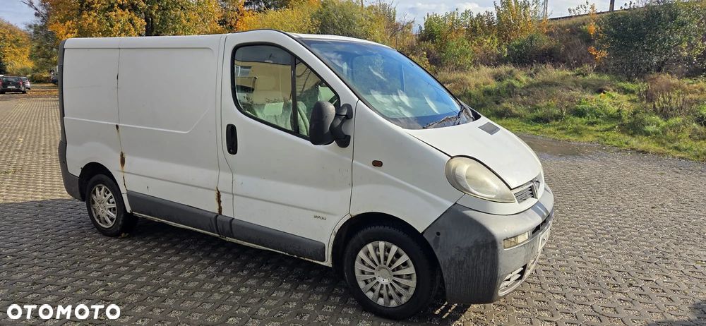 Opel Vivaro - 10