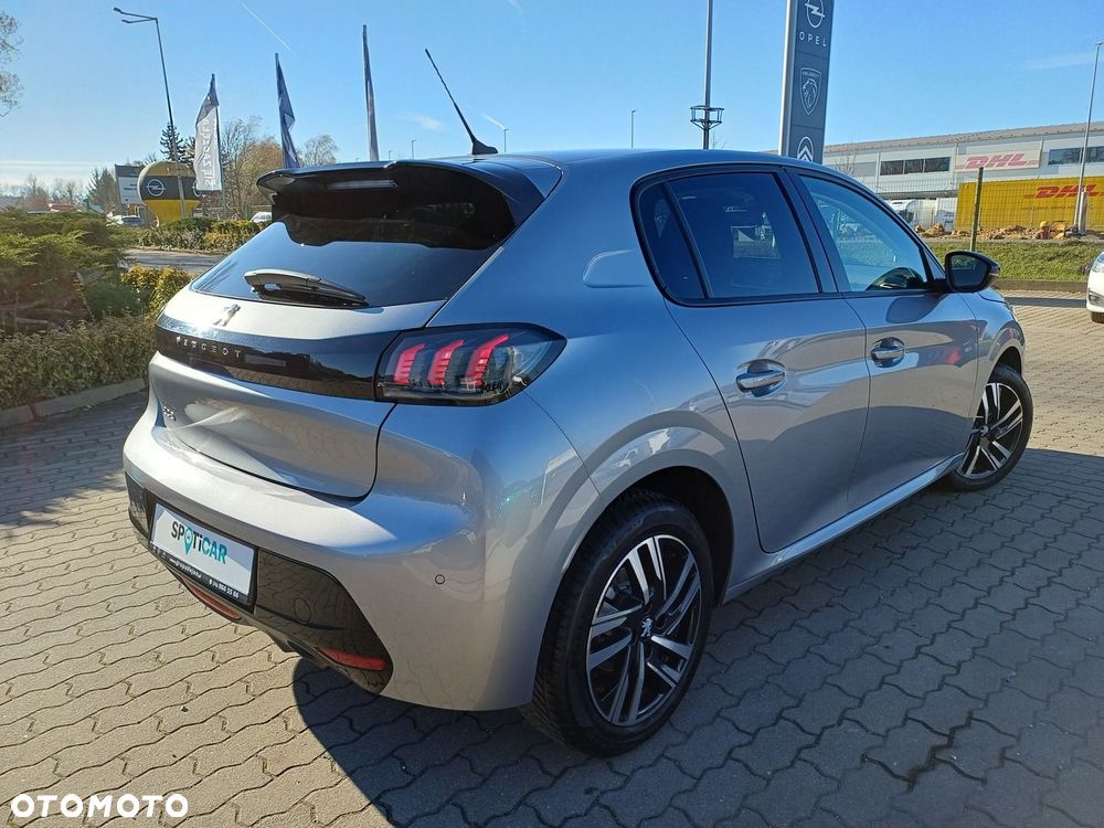 Peugeot 208 1.2 PureTech Allure S&S EAT8 - 6