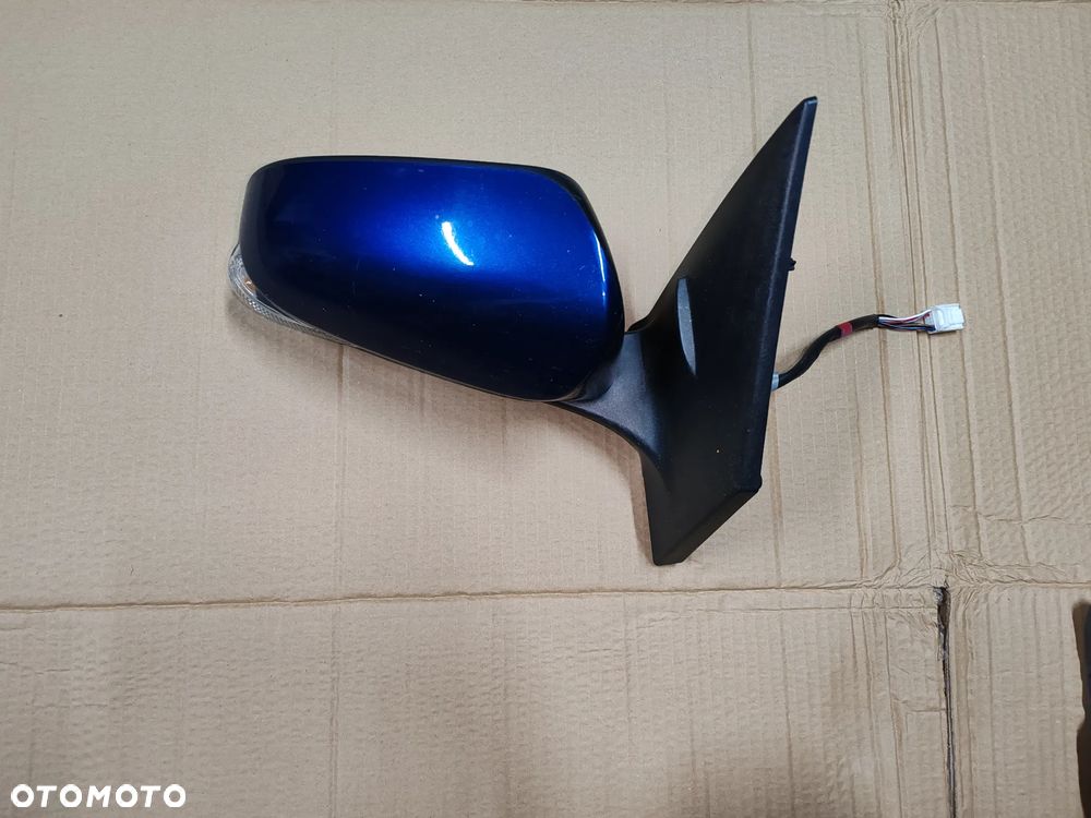 Lusterko prawe 8T5 7 PIN Toyota Auris II 12-18 - 3
