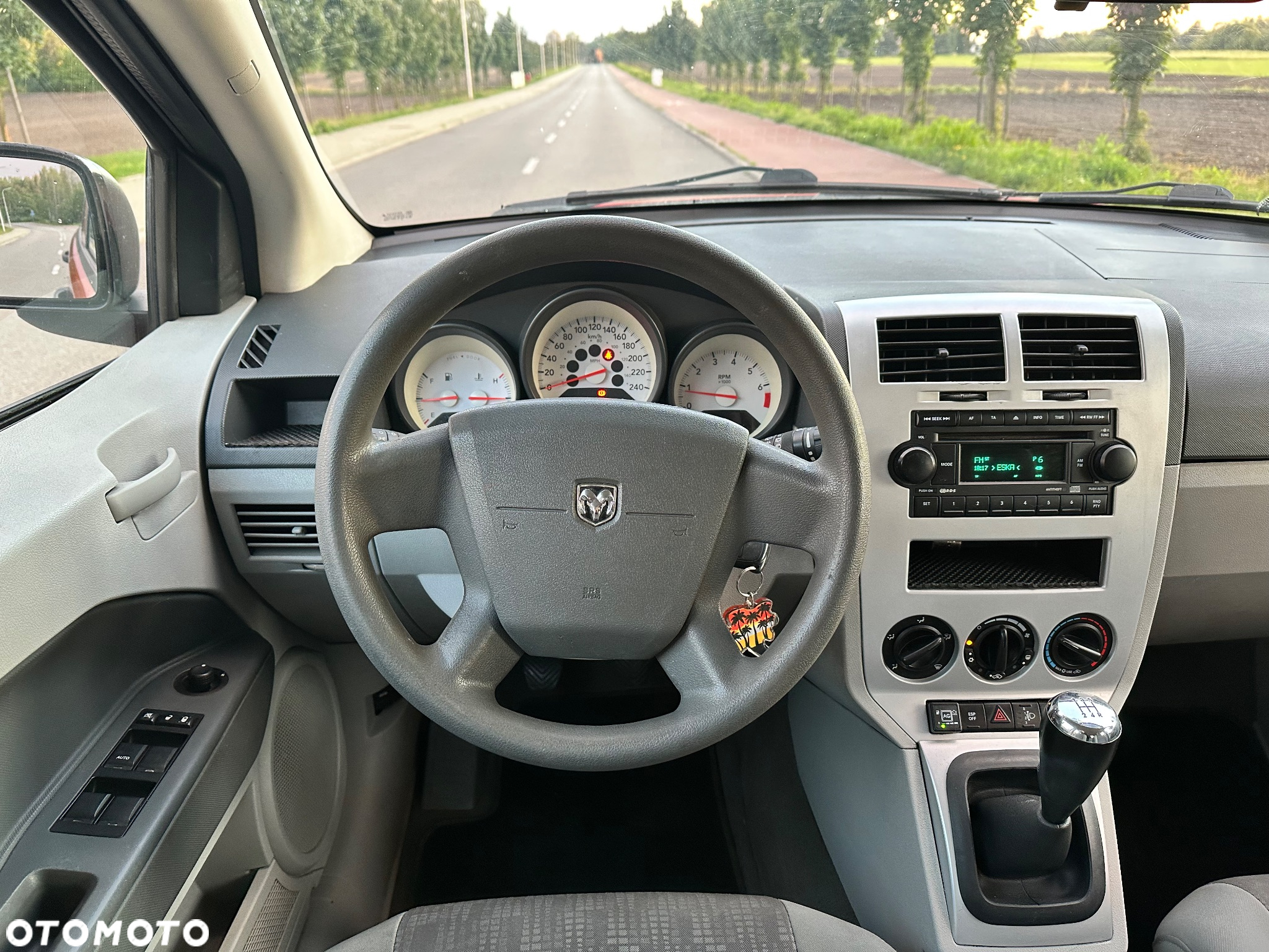 Dodge Caliber 1.8 SE - 30
