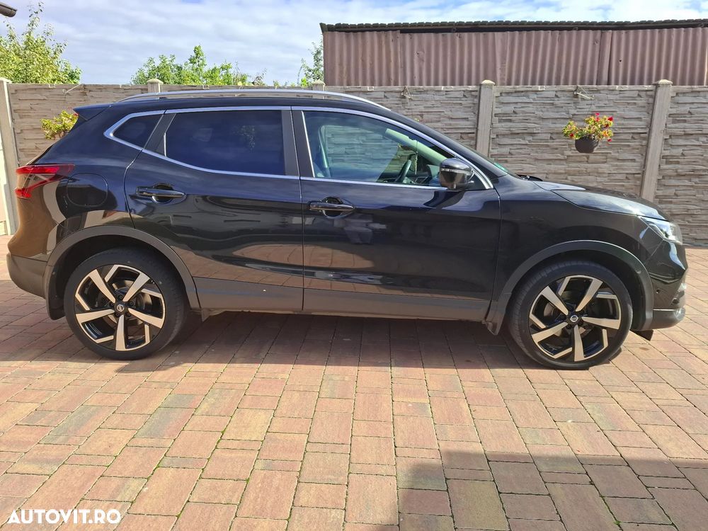 Nissan Qashqai 1.7 dCi Xtronic ALL-MODE 4x4i TEKNA - 2