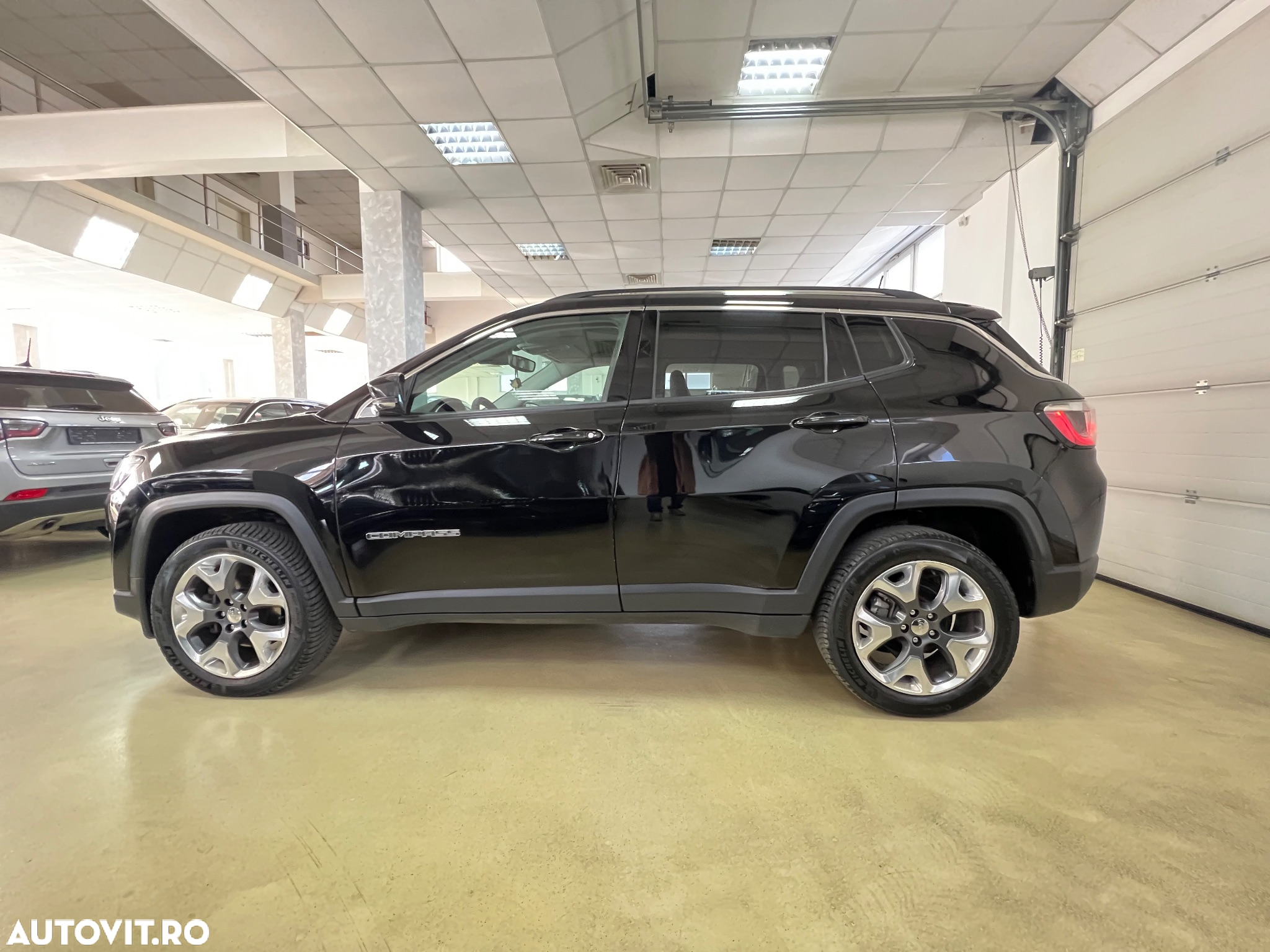 Jeep Compass 2.0 M-Jet 4x4 Limited - 13