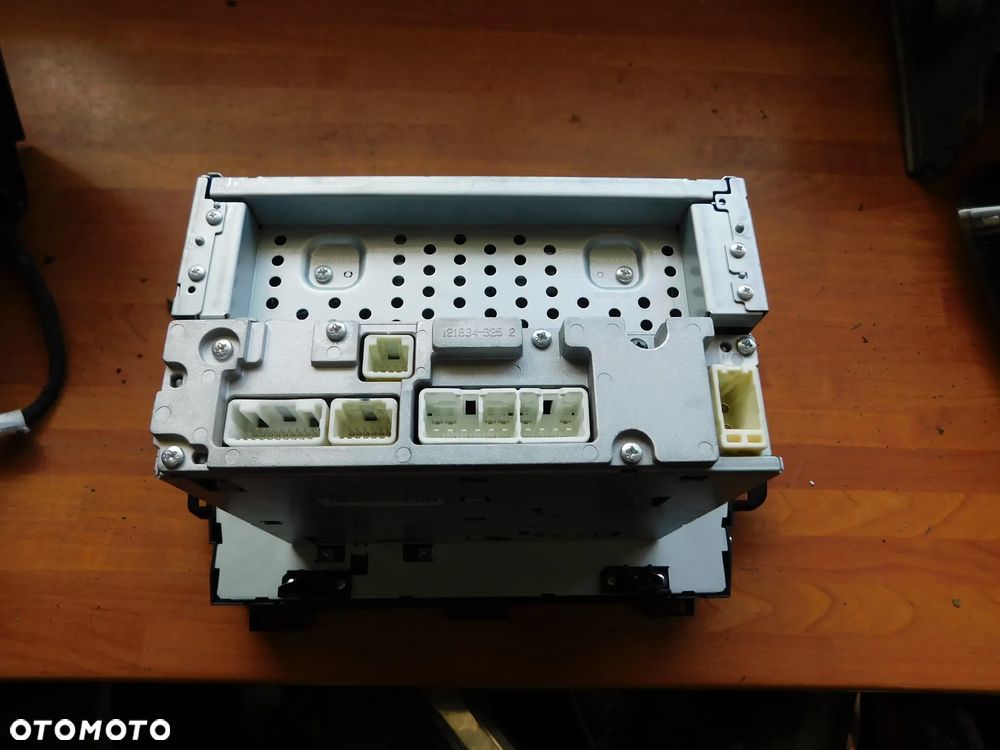 radio oryginalne TOYOTA PRIUS III - 3