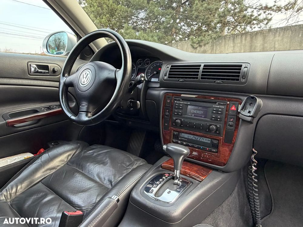 Volkswagen Passat - 7