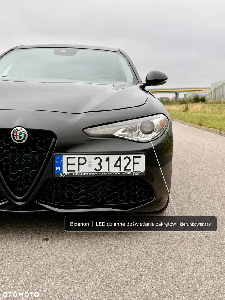 Alfa Romeo Giulia 2.0 Turbo TI Q4 - 12