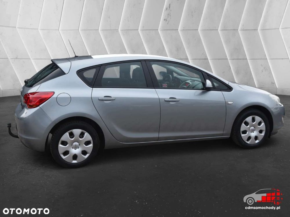 Opel Astra - 11