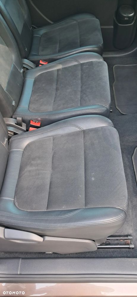 Volkswagen Sharan 2.0 TDI Highline DSG - 29